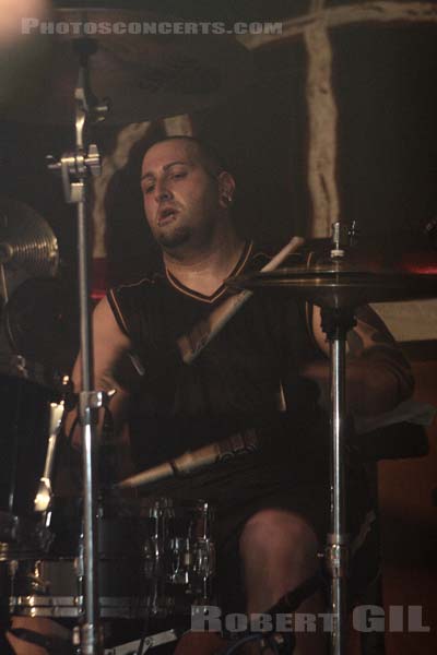 PRONG - 2008-01-10 - PARIS - La Locomotive - 